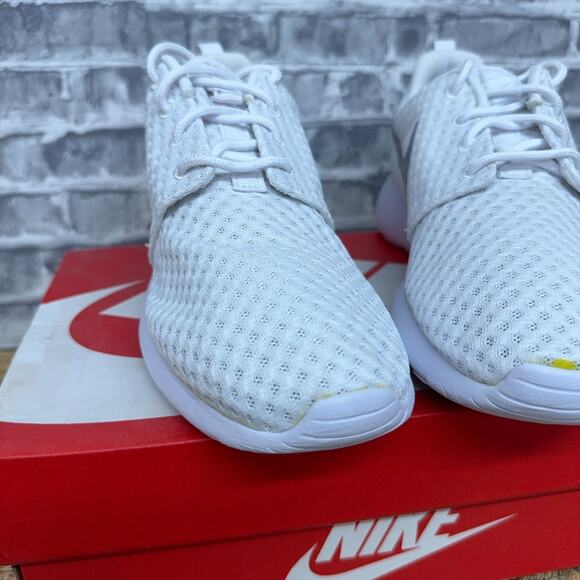 Nike Roshe One BR White Metallic Platinum Running Shoes 724850-100 Womens Sz 6.5 - Picture 5 of 10
